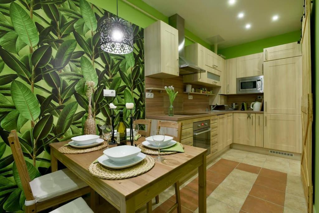 Downtown Island Of Peace By Nw Apartment Budapest Ngoại thất bức ảnh