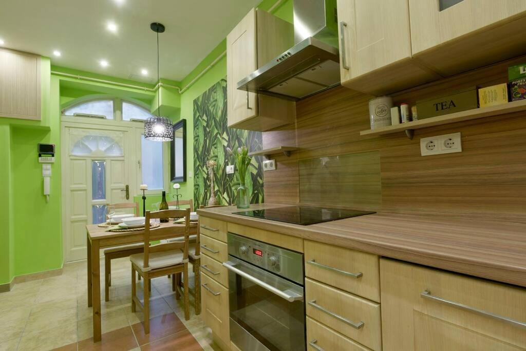 Downtown Island Of Peace By Nw Apartment Budapest Ngoại thất bức ảnh